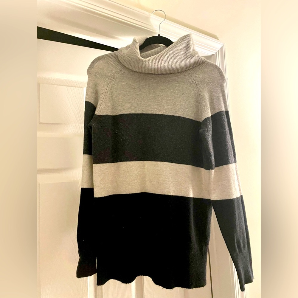 Lucky brand turtleneck sweater